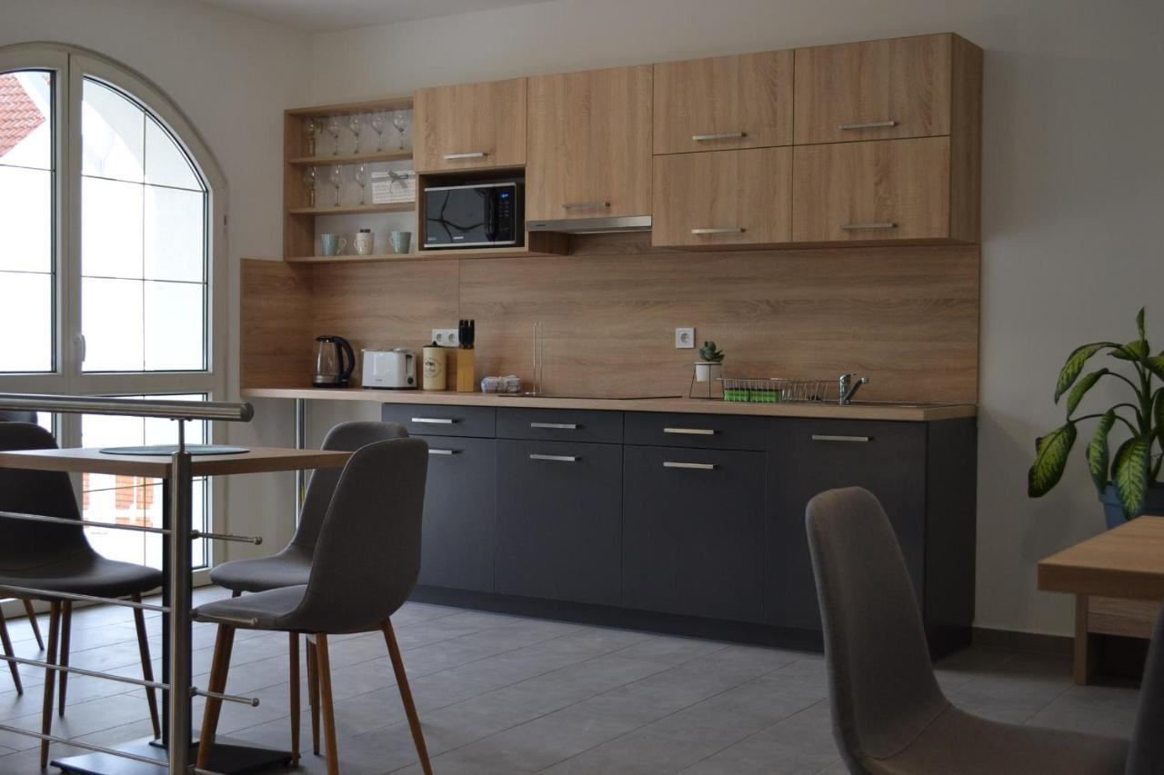 Fonix Design Rooms Debrecen Esterno foto