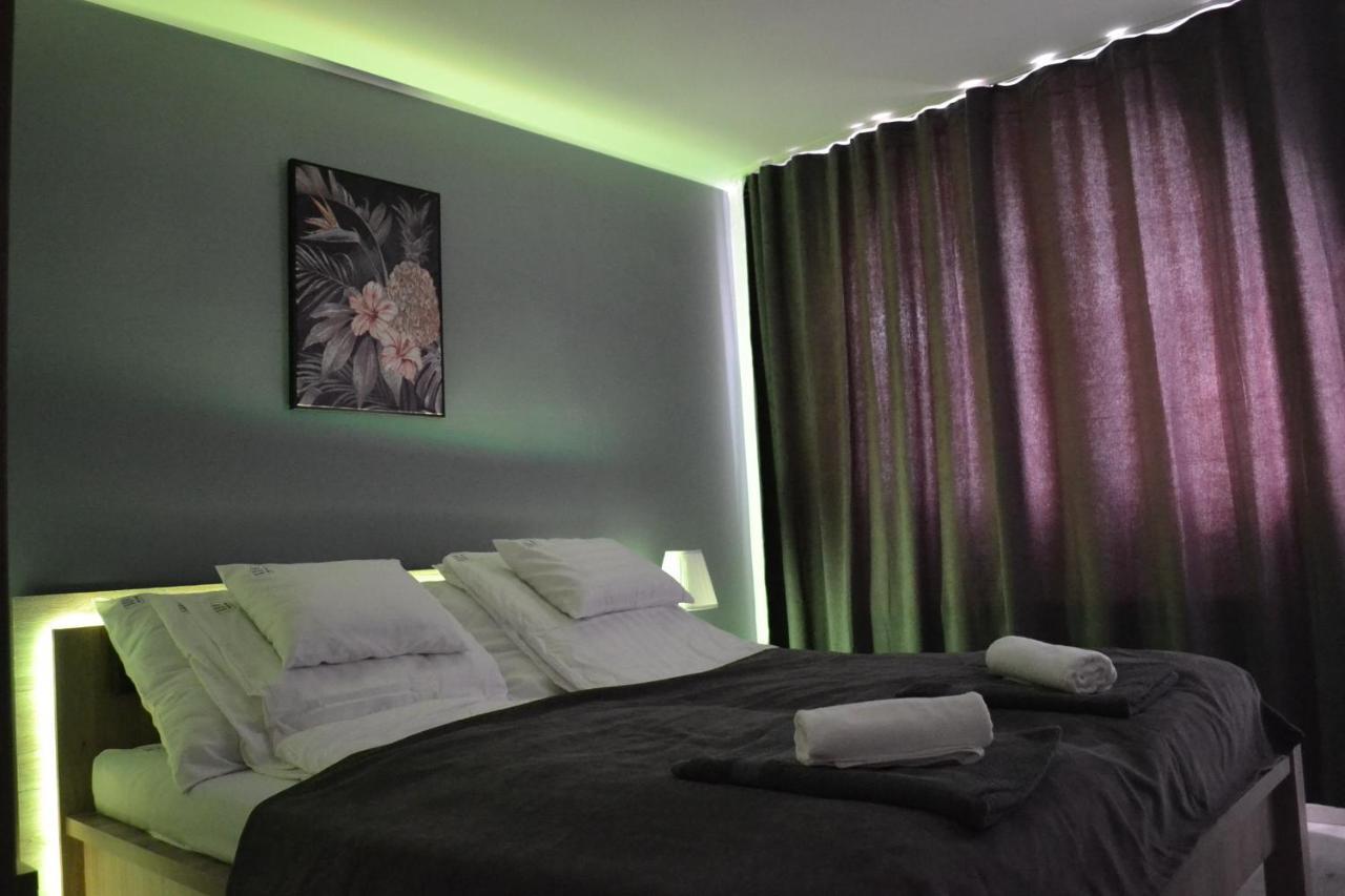 Fonix Design Rooms Debrecen Esterno foto