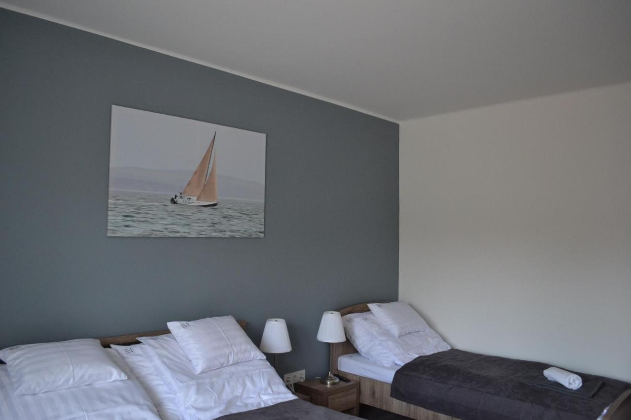 Fonix Design Rooms Debrecen Esterno foto