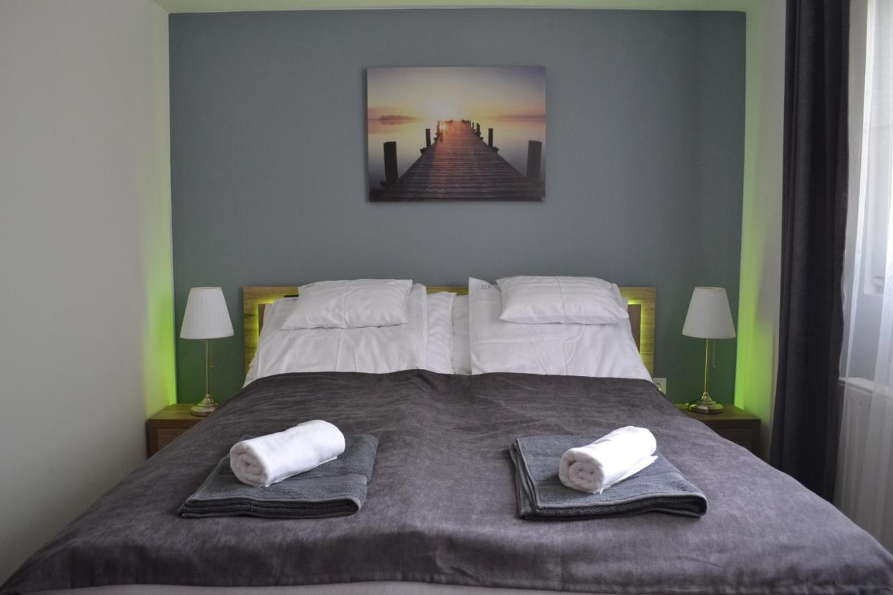 Fonix Design Rooms Debrecen Esterno foto