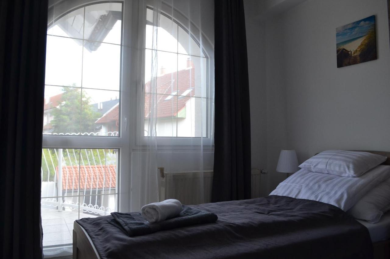 Fonix Design Rooms Debrecen Esterno foto
