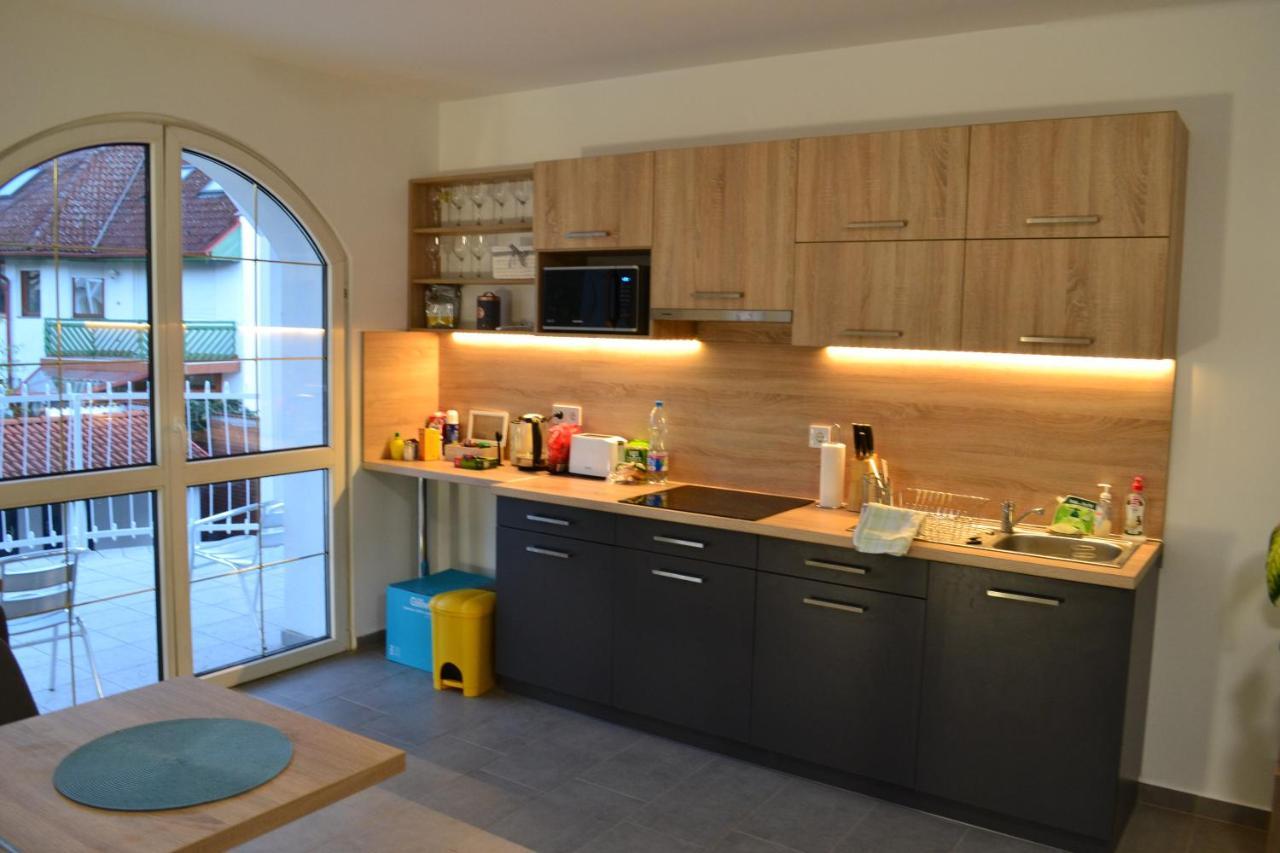 Fonix Design Rooms Debrecen Esterno foto