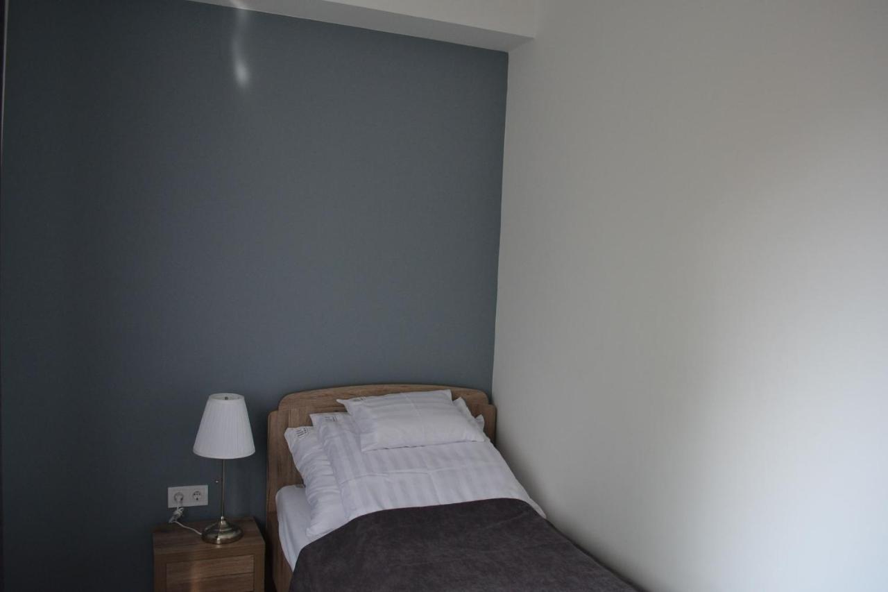 Fonix Design Rooms Debrecen Esterno foto