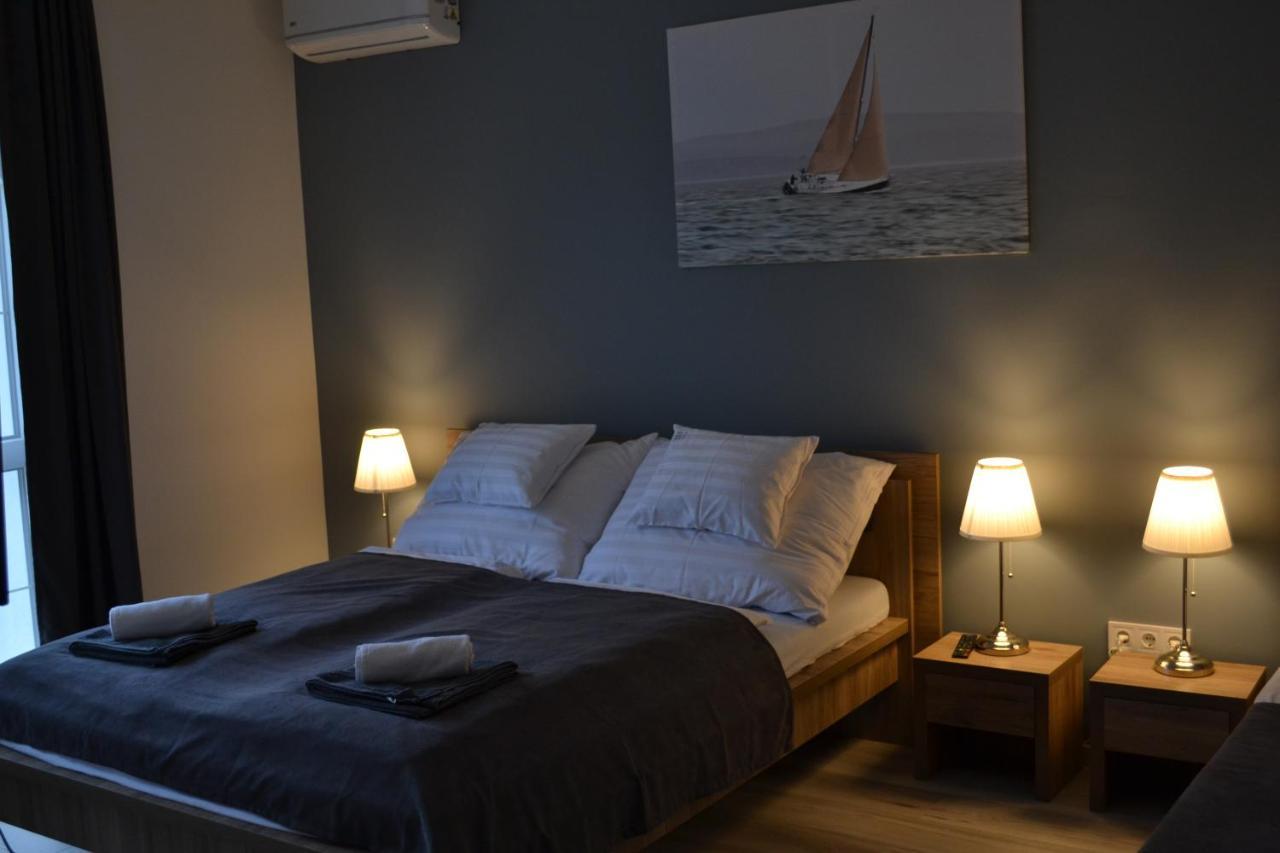 Fonix Design Rooms Debrecen Esterno foto