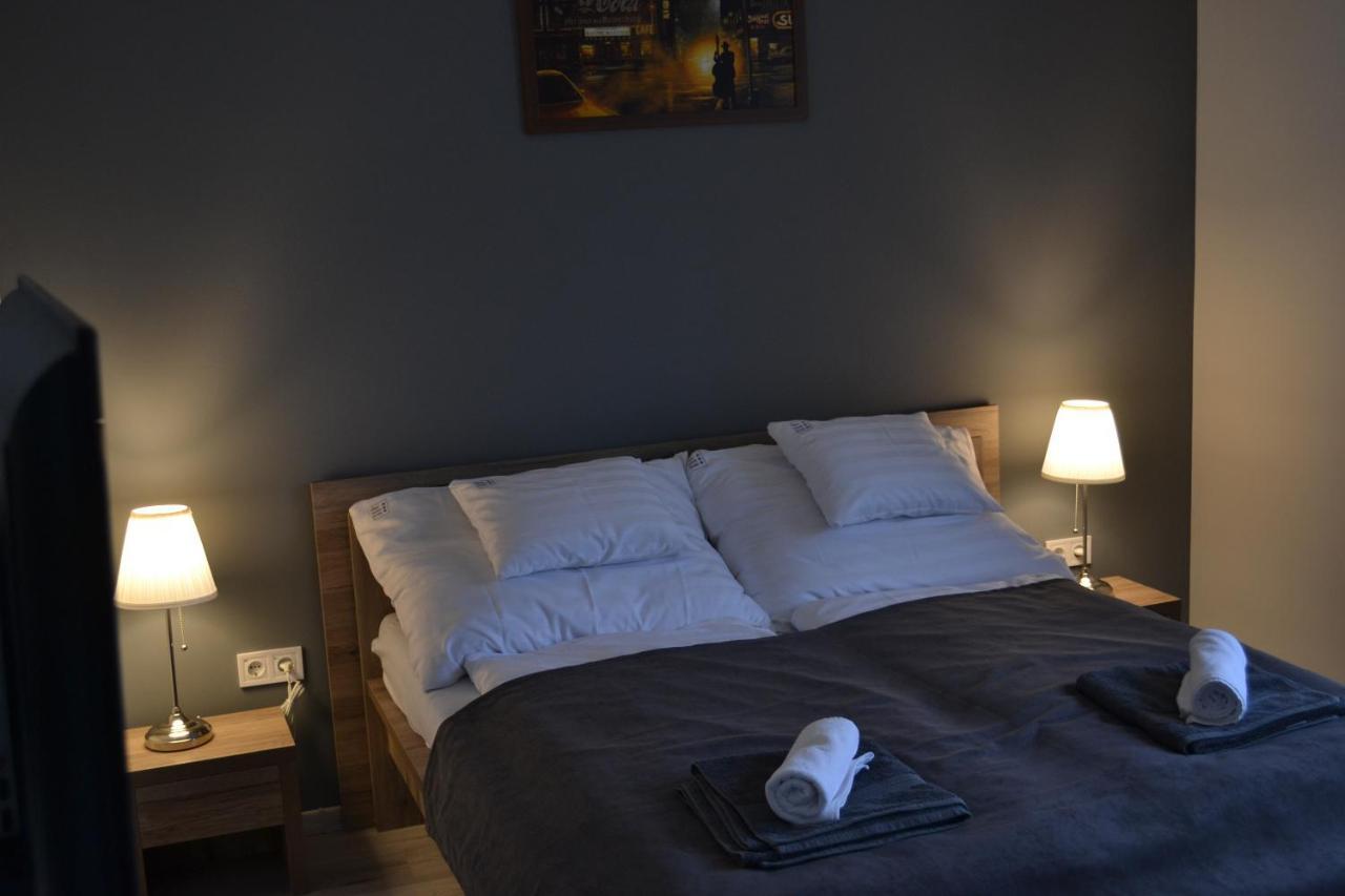 Fonix Design Rooms Debrecen Esterno foto