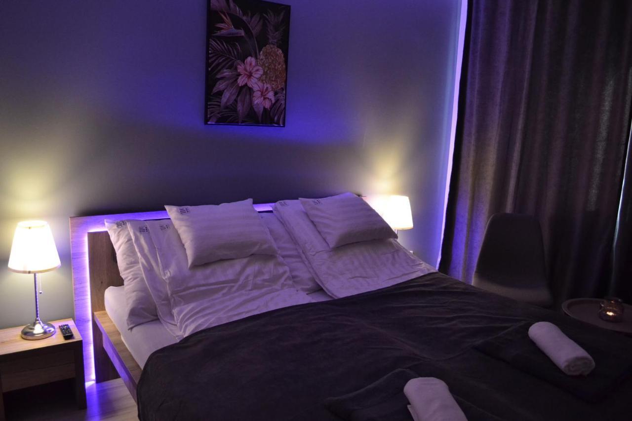 Fonix Design Rooms Debrecen Esterno foto