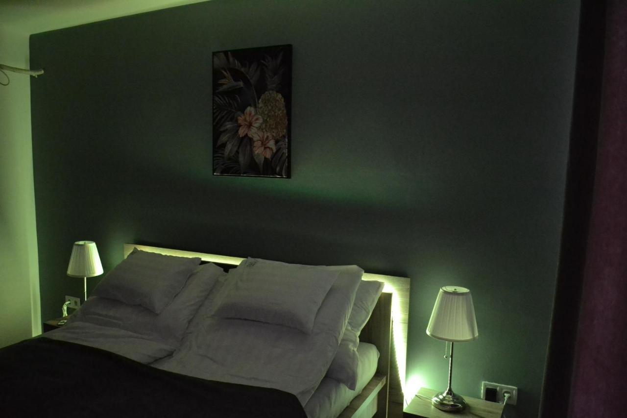 Fonix Design Rooms Debrecen Esterno foto