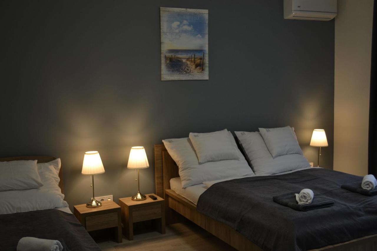 Fonix Design Rooms Debrecen Esterno foto